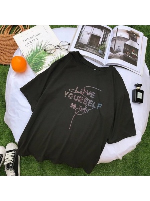 BTS Love Yourself T-Shirt, Zwart